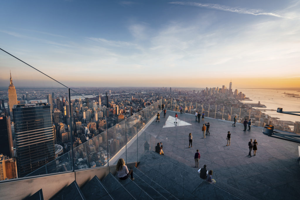 the edge outdoor sky deck in new york city