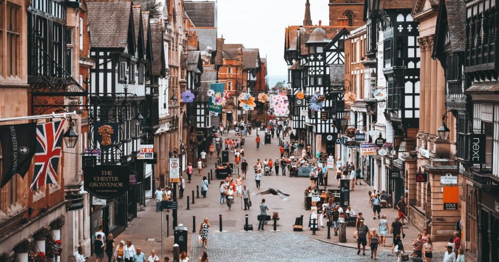 Chester Town Centre, Photo credit: Rachel Hannah Photo on Unsplash