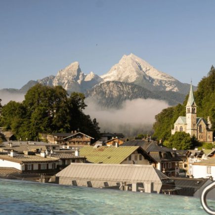 Outdoor Infinity Pool - Hotel Edelweiss Berchtesgaden