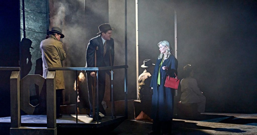 Ciaran Owens (Walter Huff) and Mischa Barton (Phyllis Nirdlinger) - Credit - Manuel Harlan