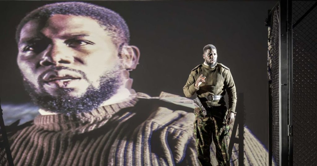 Dwane Walcott as Othello - Credit Marc Brenner