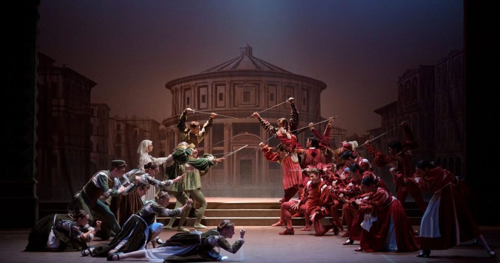 English National Ballet – Romeo & Juliet (Photo by Laurent Liotardo)